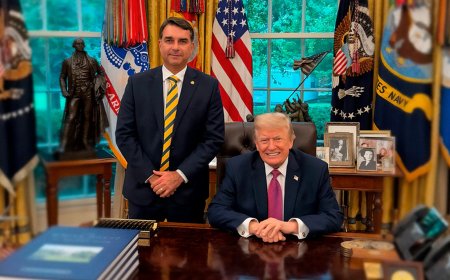 Braziliaanse senator Flávio Bolsonaro zoekt steun bij Trump 
