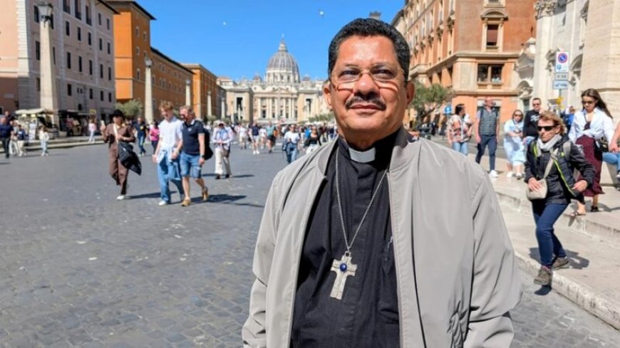 Bisschop Karel Choennie sprak met paus Leo over het priestertekort