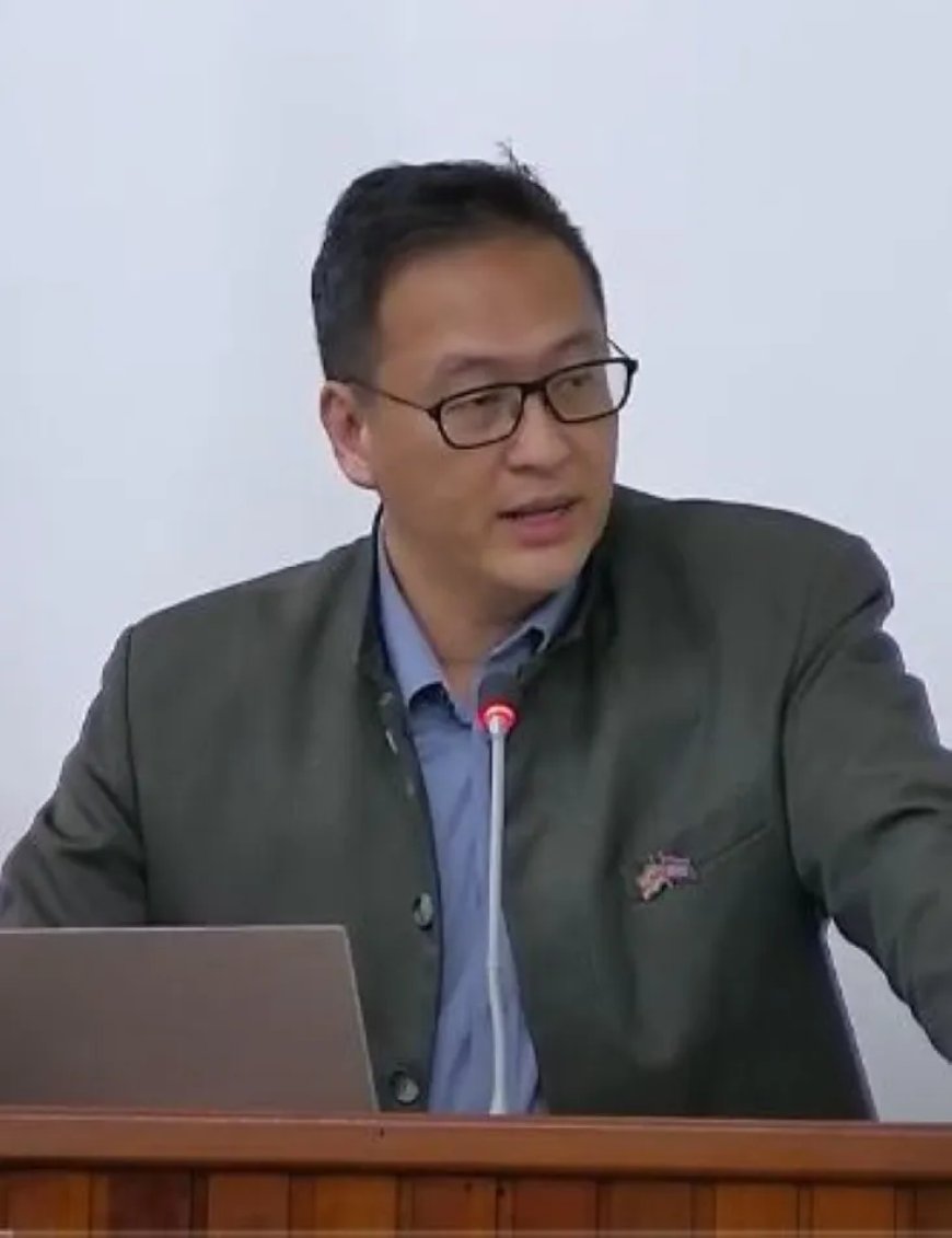 Minister Tsang waarschuwt tegen eigenrichting bij sluizen