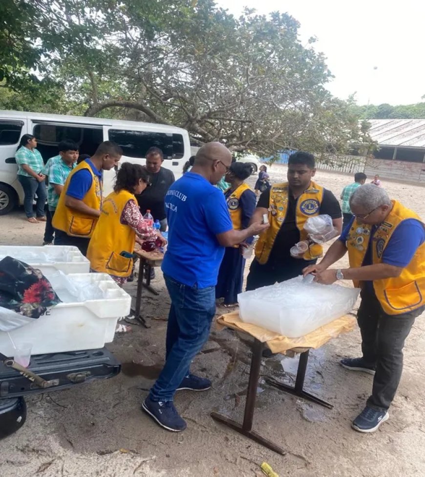 VG Himmat en Lions Club Wanica ondersteunen school in Powaka