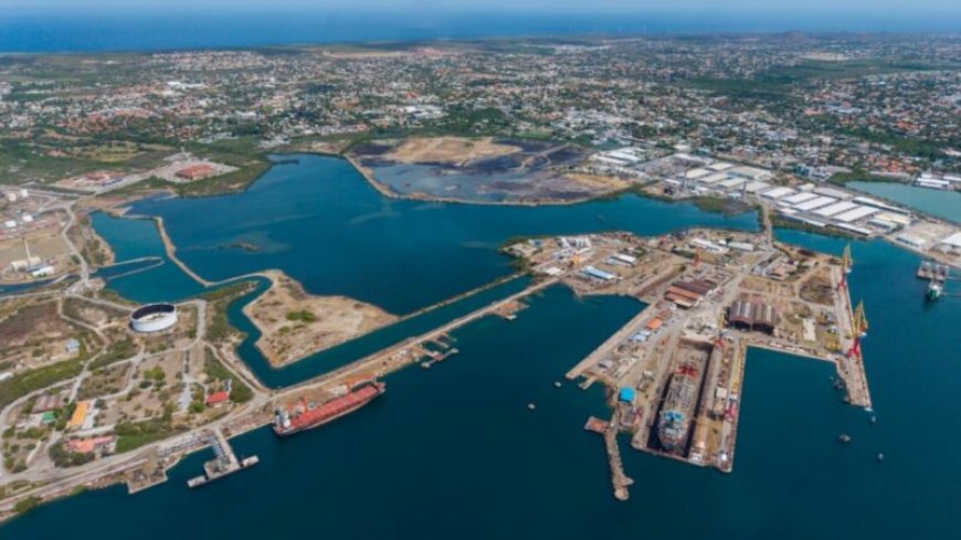 Curaçao wil graantje meepikken van oliewinning in Suriname
