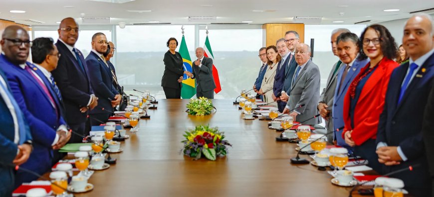 Suriname en Brazilië sluiten 13 samenwerkingsakkoorden
