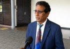 Sharman: regering doet qua buitenlandse dienstreizen niet onder voor voorganger