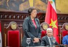 President Simons spreekt Nationaal Congres Dominicaanse Republiek toe