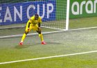 Jonathan Fonkel gaat WK-voetbal met familie volgen: ‘Droom om ooit met Suriname op een WK te 