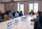 President Simons en SVJ in gesprek over persvrijheid, desinformatie en toegang tot overheidsi