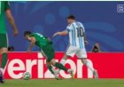 Messi ontsnapt aan rode kaart op WK