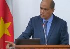Pawiroredjo zet vraagtekens bij omvang personeel kabinet vp; Rusland geeft uitleg