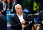 Deschamps keert terug na afscheid van moeder