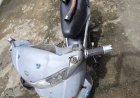 Politie Nickerie neemt tijdens surveillance gemodificeerde uitlaatpijp bromfiets in beslag