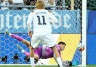 Paraguay schakelt Duitsland uit op WK na zenuwslopende strafschoppenserie