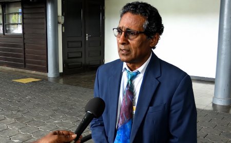 Sharman vreest dat leerkrachten met een dode mus zijn blijgemaakt
