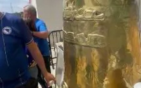 Gigantische Bosnische koffiepot reist mee naar WK