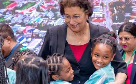 President Simons: onderwijs is sleutel tot groei en armoedebestrijding