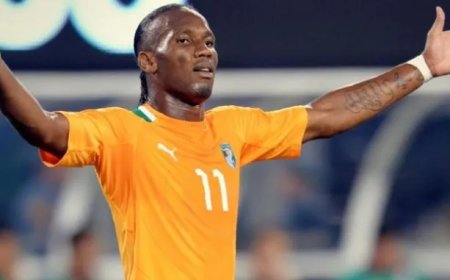 Drogba hekelt uitsluitingen*