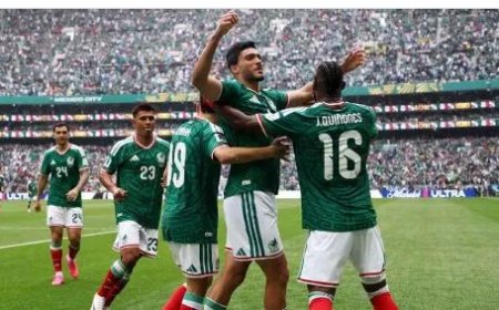 Mexico opent sterk