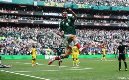 WK 2026 Special – Mexico wint openingswedstrijd WK van Zuid-Afrika in duel met drie rode kaar