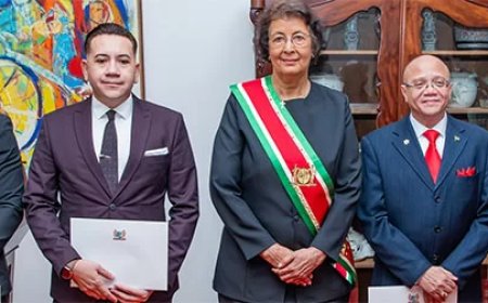 President geeft ambassadeurs duidelijke opdracht: Surinaams belang voorop