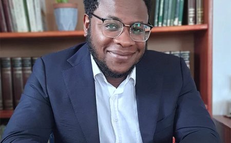 Aristo Kelly officieel belast met waarneming directeurschap Volkshuisvesting