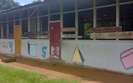 Onveilige situatie Djoemoe: School en gezondheidscentrum gesloten