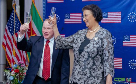 Viering Independence Day markeert historische relatie Suriname-VS