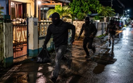 Drie gemaskerde mannen slaan toe bij woningberoving aan Kolonistenweg
