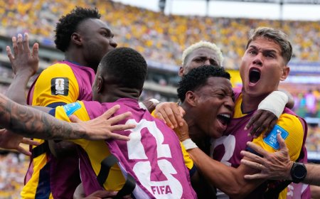 Ecuador verslaat Duitsland met 2-1 en bereikt knock-outfase WK