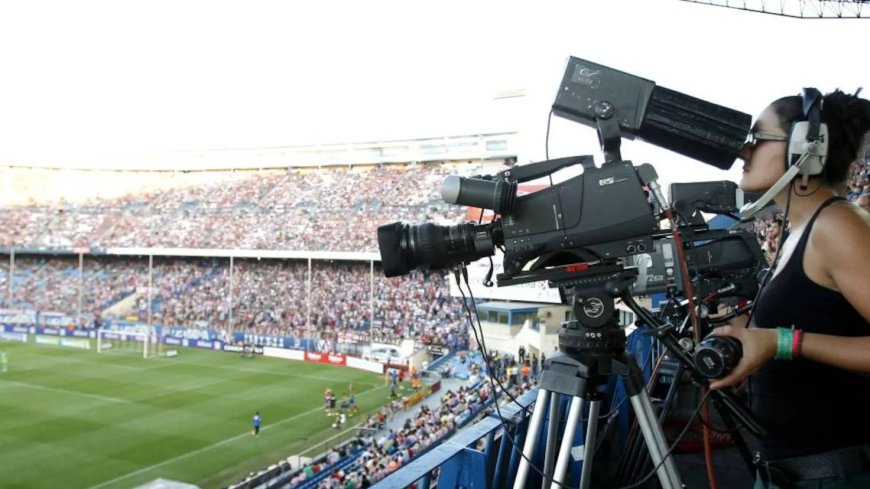 Wereldbeker krijgt historische vrouwelijke cameraregisseur