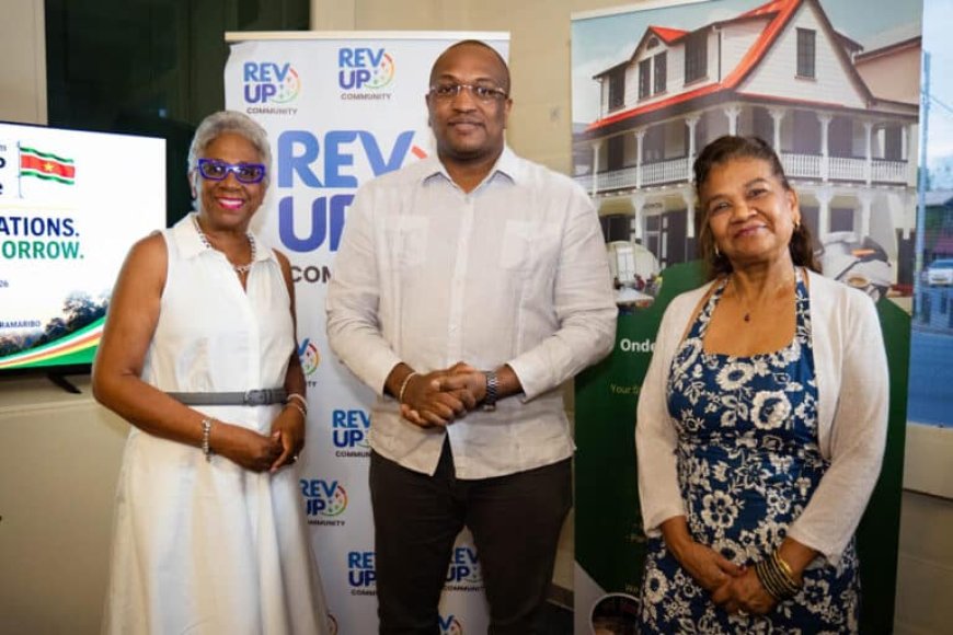 Minister Bouva spreekt ondernemers toe bij RevUP Caribbean Meetup