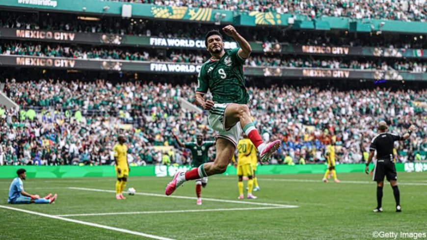 WK 2026 Special – Mexico wint openingswedstrijd WK van Zuid-Afrika in duel met drie rode kaar