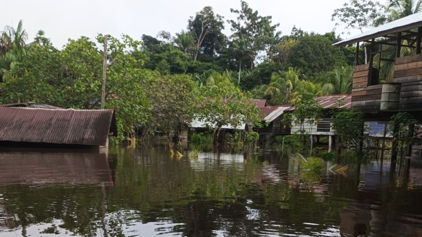 Matawai getroffen door wateroverlast: dc Beely start inzamelingsactie voor getroffen dorpen