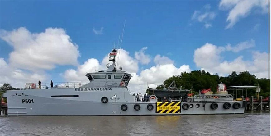 Ramsaran: liever geïnvesteerd in luchttransport dan in marineschip Barracuda