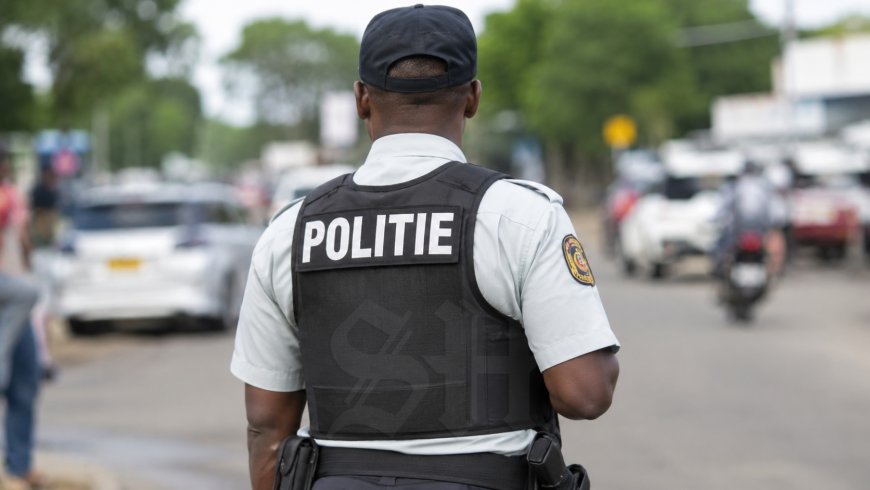 Aanhouding van tien politieambtenaren rechtmatig, verdachten blijven in arrest