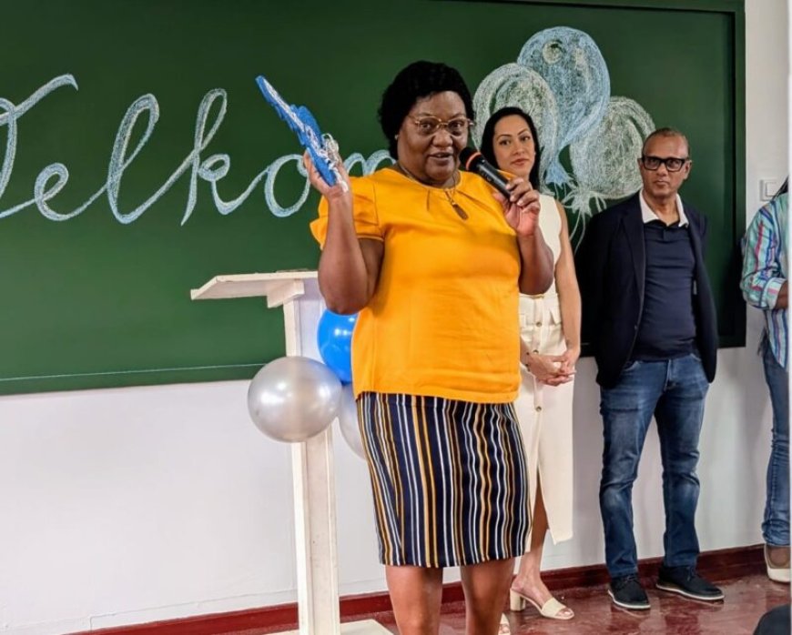 Het regent ‘cadeaus’ bij de Algemene Middelbare School