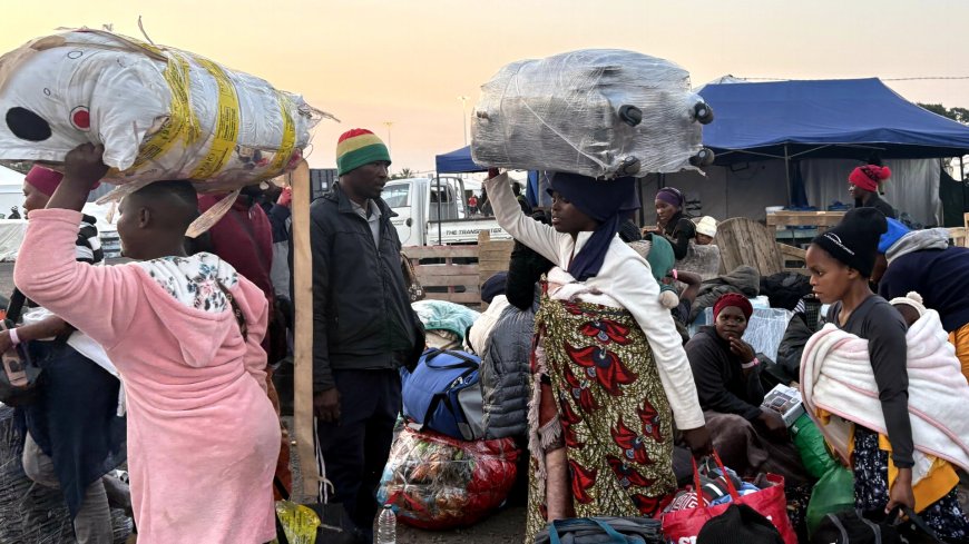 Migranten vluchten uit Zuid-Afrika na dreigementen en geweld