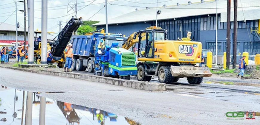 Meer dan nieuw asfalt: complete reconstructie Van 't Hogerhuysstraat gestart