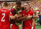 Zwitserland klopt Colombia na strafschoppen en bereikt WK-kwartfinale
