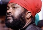 Reggaezanger Fantan Mojah (49) overleden