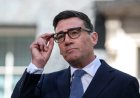 Nieuwe Britse premier Andy Burnham belooft 'nieuwe economie'