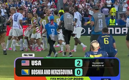 Derde helft WK 2026: VS met tien man naar achtste finales na zege op Bosnië en Herzegovina