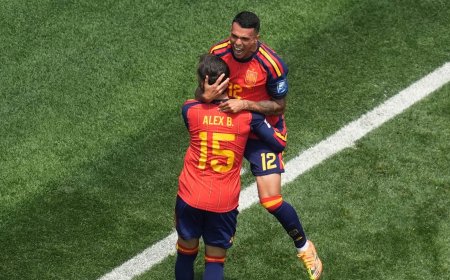 Spanje overtuigend naar achtste finales WK na zege op Oostenrijk