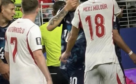 UEFA neemt FIFA regel over afdekken van mond niet automatisch over