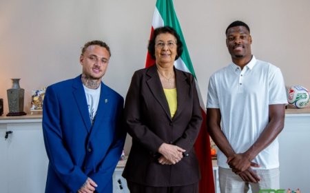 Dumfries en Lang bezoeken president Simons: ‘We willen iets terugdoen voor Suriname’
