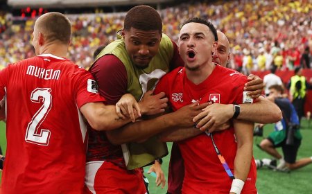 Zwitserland klopt Colombia na strafschoppen en bereikt WK-kwartfinale