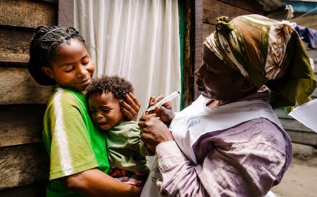 WHO en Unicef: dalende mazelenvaccinatie vergroot risico op uitbraken