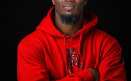 Herbert Watson presenteert nieuwe comedyshow ‘WattieToenDate’