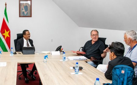 Pilot met shuttlebussen moet verkeersdruk in Paramaribo verminderen