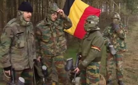 Belgisch koppel schrikt zich rot ’s nachts: vijf gewapende mannen in tuin, blijkt militaire o