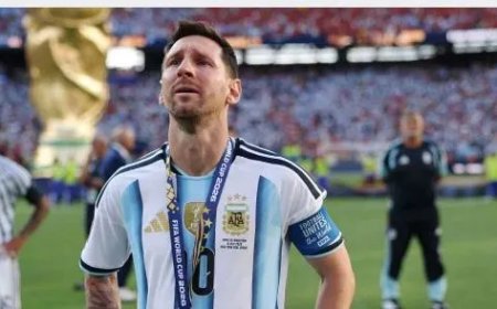 Messi keert terug naar Rosario na verloren WK finale
