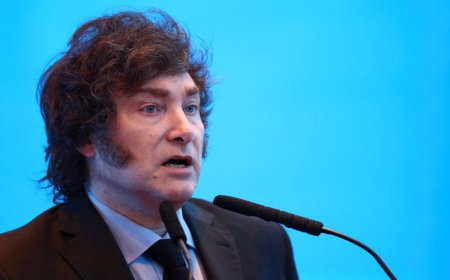 Argentijnse president reist naar Brazilië om campagne Bolsonaro nieuw leven in te blazen